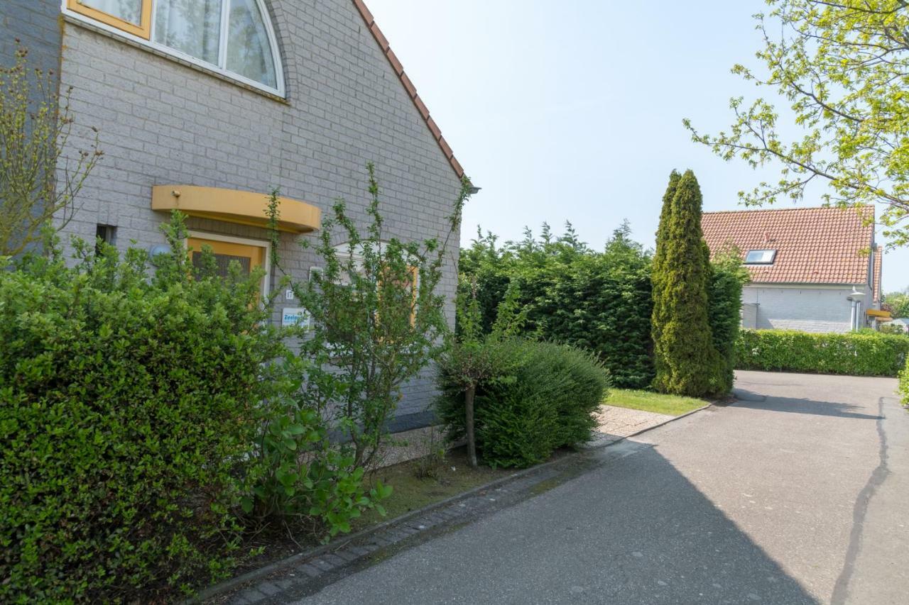 Twee-Onder-Een-Kapvakantiewoning Met Ruime Tuin - Fort Soleil 17 Willa Breskens Zewnętrze zdjęcie